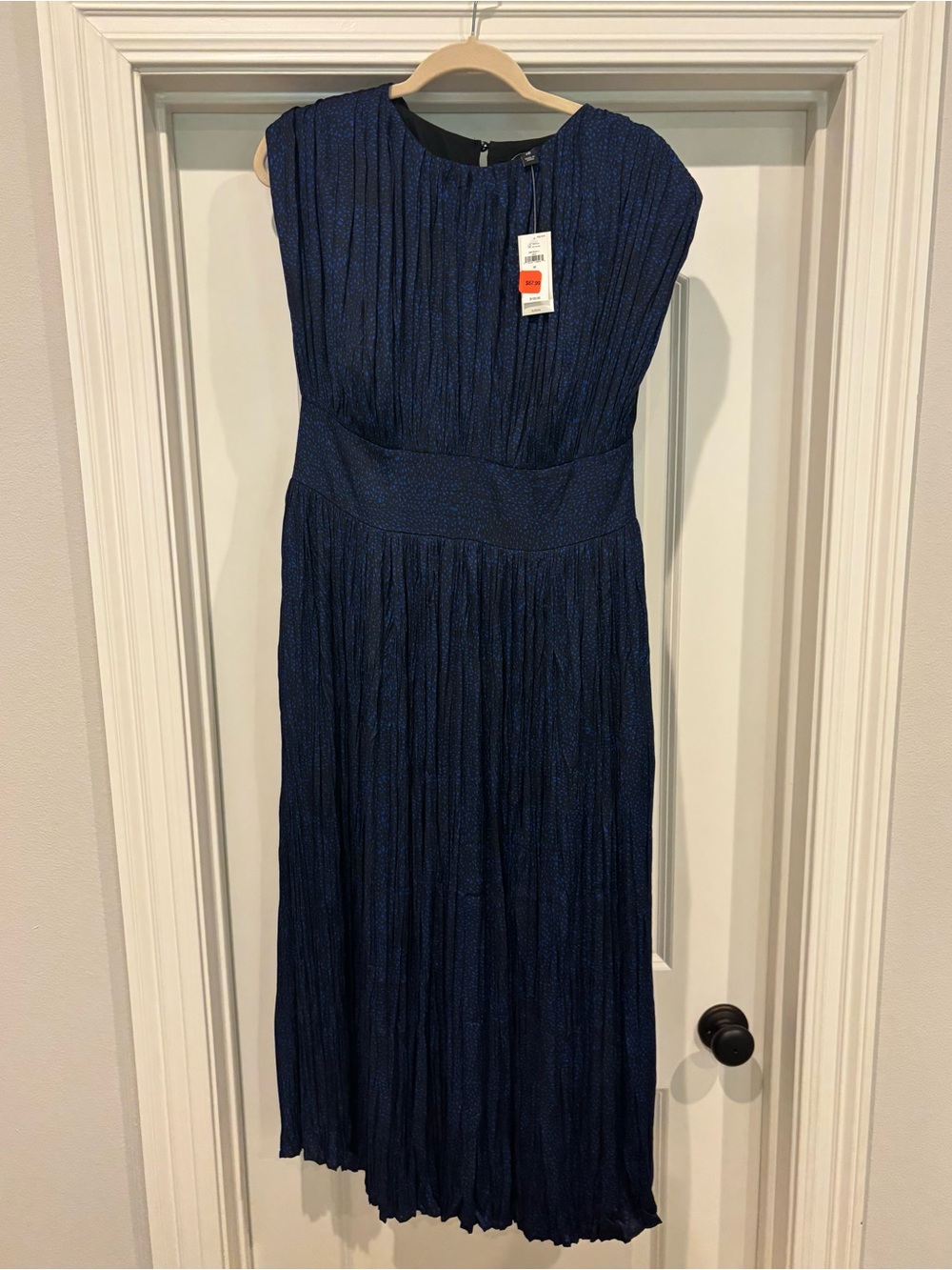 Elegant Navy Blue Pleated Midi Dress